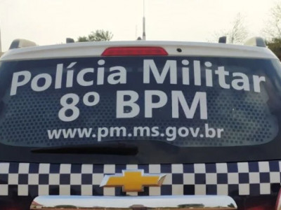 Após denúncia, jovem conduzido à delegacia por posse de droga