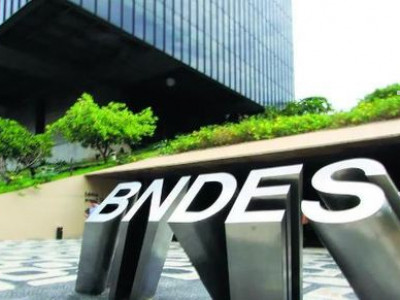 Deputado apresenta projeto para tentar proteger o BNDES do PT