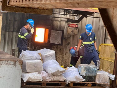 Mais de 12 toneladas de drogas são incineradas na fronteira
