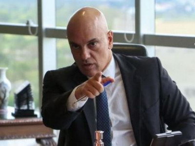 Moraes fala em ‘extinção’ do partido de Bolsonaro 