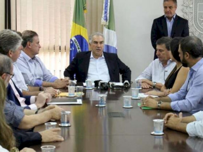 Servidores do Estado já podem sacar segunda parte do 13º salário