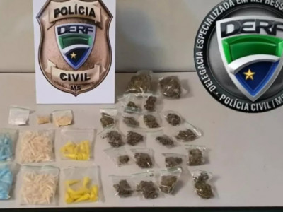 Adolescente de 17 anos é flagrado com 244 pinos de cocaína