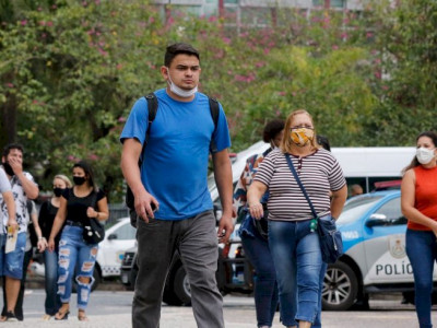 Brasil registra 19 mil novos casos de covid-19