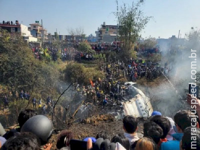 Caixas-pretas de avião que caiu no Nepal são encontradas