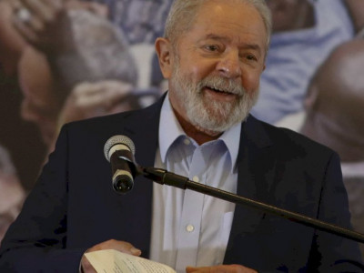 Lula dispensa 40 militares do Alvorada após expor desconfiança 