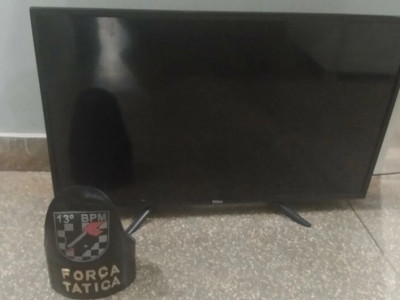 Televisor furtado é recuperado e receptadora presa