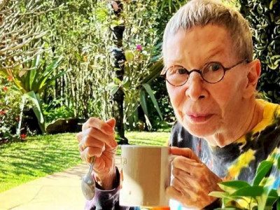 Rita Lee é internada em São Paulo em estado 