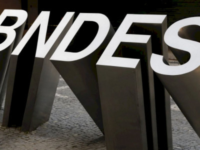 BNDES aprova R$ 100 milhões para empresa criar granja no Paraná
