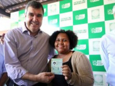 CNH Social: Eduardo Riedel dá largada à entrega de habilitações