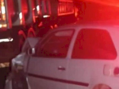Motorista morre ao colidir carro contra caminhão na MS-339