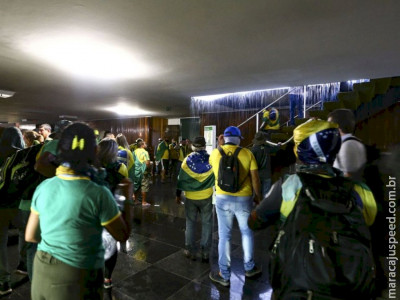 Moraes liberta mais 149 mulheres presas por atos golpistas