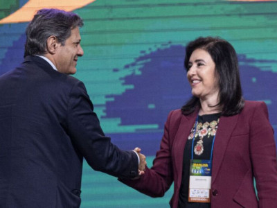 Reforma tributária terá regra de transição de 20 anos