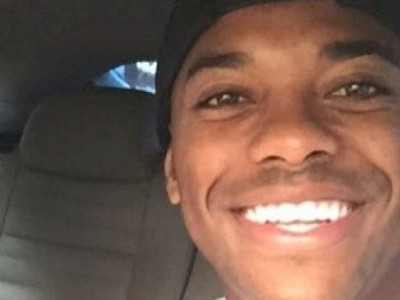 STJ determina que Robinho entregue o passaporte à Justiça