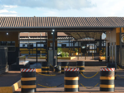 Agentes penais desarmados em presídios correm risco de vida