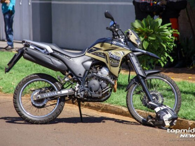 Bêbado joga moto em cima da esposa em festa de Sidrolândia