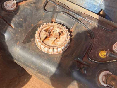 Dupla é presa com 37 quilos de cocaína em tanque de combustível 