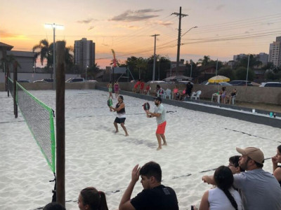 Etapas nacionais de beach tennis acontecem esse mês em MS
