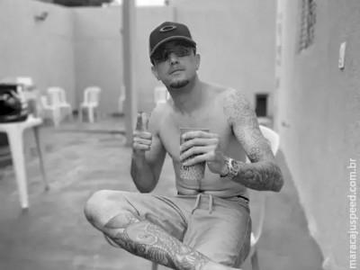 Morre homem baleado seis vezes por dupla que estava em veículo