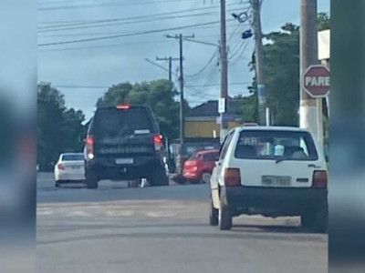 Traficante recebe policiais com fuzil e acaba morto em Jardim