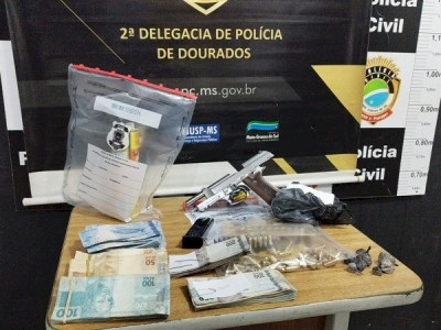 Polícia encontra dinheiro e drogas enterrados em Dourados