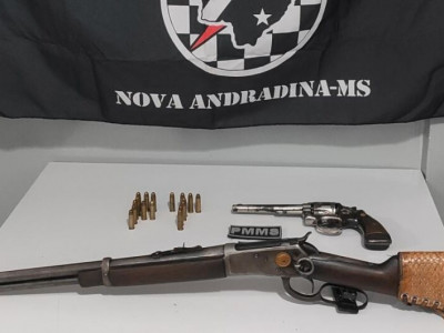 Homem é preso com armas e munições irregulares