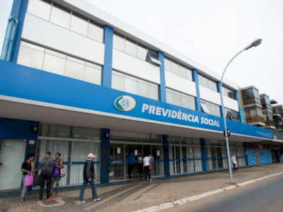 INSS analisa milhares de pedidos de salário-maternidade parados