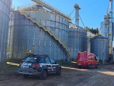 Jovem de 20 anos morre soterrado em silo de soja
