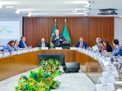 Lula diz que está ‘proibido ter novas ideias’ e que propostas serão do governo, não de ministros