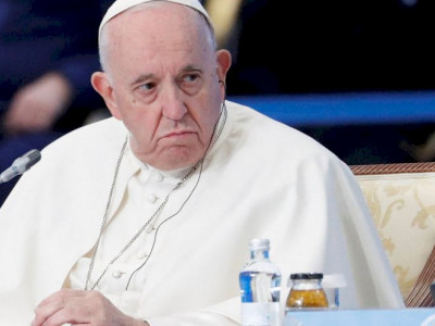 Papa vai se reunir com vítimas de abusos sexuais em Portugal