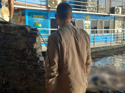 Populares encontram corpo boiando no Rio Paraguai