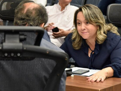 Deputados aprovam projeto para inibir abuso em mulheres sedadas