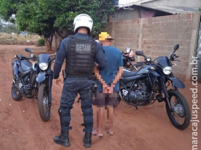 Mulher é esfaqueada na cabeça pelo marido e abandonada em rede