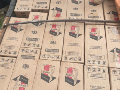 Caminhão com 600 mil maços de cigarro contrabandeados é apreendido