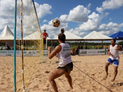 Festival movimenta Coxim com esportes de praia e atividades de lazer