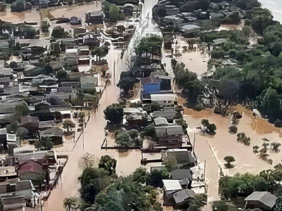 Governo denuncia fake news sobre encerramento de doações no RS 