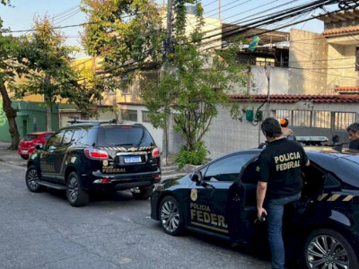 PF prende gerente de banco que fraudava cartões do INSS 