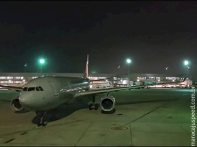 Voo com mais 219 brasileiros resgatados de Israel chega ao Rio