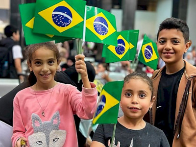 Brasileiros que estavam em Gaza chegam ao Brasil nesta segunda