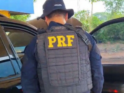 Homem é preso com cocaína em compartimento oculto de veículo