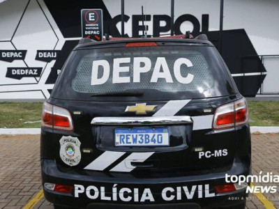 Garota de programa recebe 