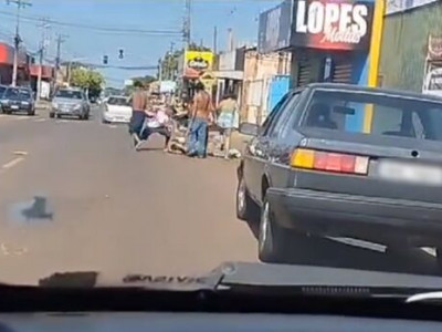 Grupo agride homem a capacetadas na Avenida Rachel de Queiroz