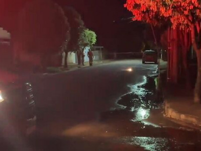 Cabo rompe e bairro fica sem energia em Nova Alvorada do Sul