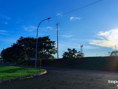 Calor não dá trégua e registra temperaturas acima da média