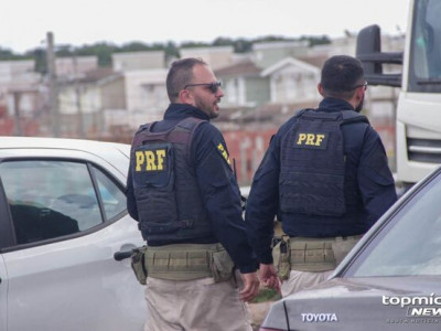 Dois carros roubados são recuperados pela PRF em Três Lagoas