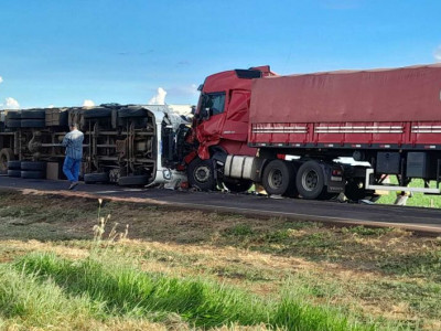 Homem que morreu em colisão na BR-163 tinha 41 anos