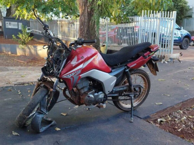 Adolescente furta moto e sofre acidente durante fuga em Dourados