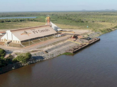 Baixo nível do Rio Paraguai paralisa portos e gera prejuízo
