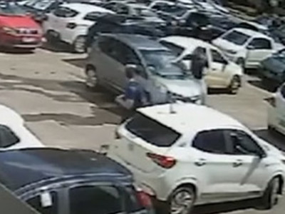 Em fúria, homem destrói vidros de carro que fechava vaga