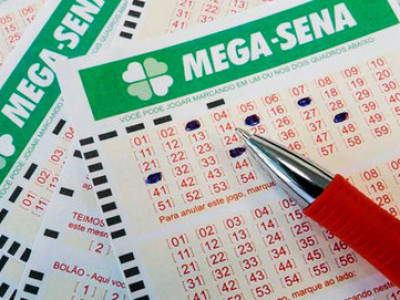 Mega-Sena acumula e prêmio principal vai a R$ 13 milhões