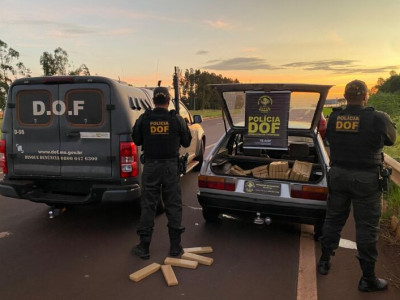 Três são presos tentando levar 100 quilos de maconha para SP